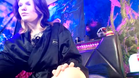 Snapshot of pixiedustslove chatting on 09-11-25, 03:39 Pixie dust online show from 09-11-25, 03:39