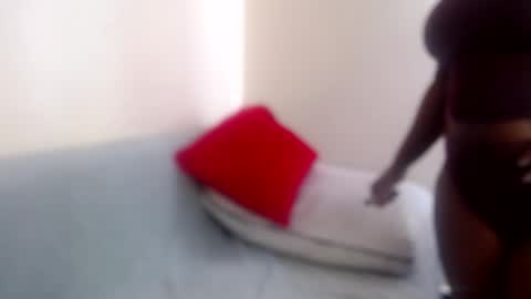 pixietease1 online show from 10-10-25, 11:31