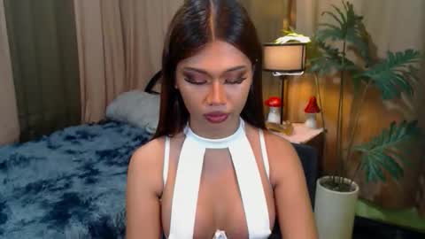 Snapshot of pixiewinky chatting on 10-23-25, 06:13 pixiewinky online show from 10-23-25, 06:13