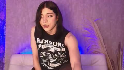 Snapshot of pixy_20 chatting on 02-13-26, 02:18 cris online show from 02-13-26, 02:18