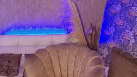 Snapshot of pixy_20 chatting on 02-21-26, 03:51 cris online show from 02-21-26, 03:51