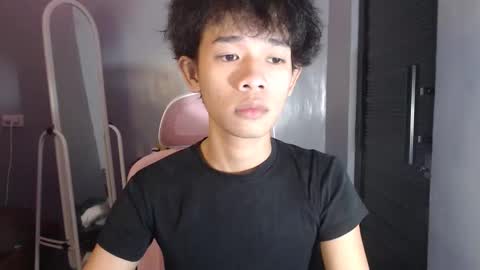 Snapshot of pixydust_69 chatting on 11-13-25, 12:26 pixydust_69 online show from 11-13-25, 12:26