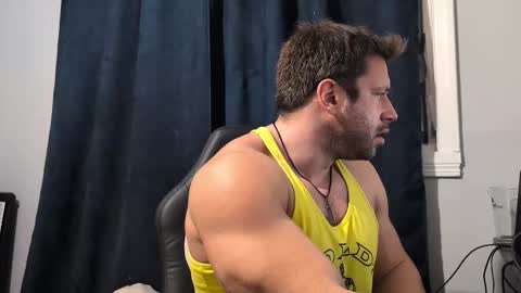 pizza_biceps online show from 02-03-26, 04:21