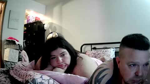 Snapshot of pkgotnos1 chatting on 12-12-24, 12:27 pkgotnos1 online show from 12-12-24, 12:27