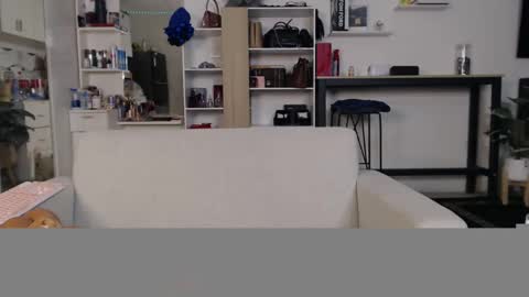 plasticgirll online show from 01-11-25, 05:51