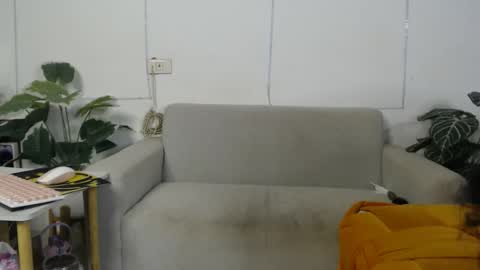 plasticgirll online show from 01-05-26, 05:27