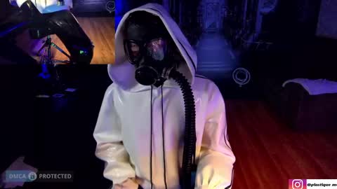 plasticme online show from 04-24-26, 05:37