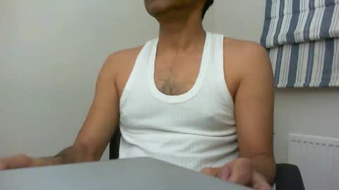 Snapshot of platino3026 chatting on 01-11-26, 11:10 platino3026 online show from 01-11-26, 11:10