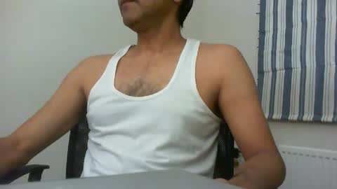 Snapshot of platino3026 chatting on 02-04-26, 10:58 platino3026 online show from 02-04-26, 10:58