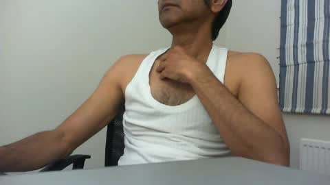 Snapshot of platino3026 chatting on 06-13-26, 11:02 platino3026 online show from 06-13-26, 11:02
