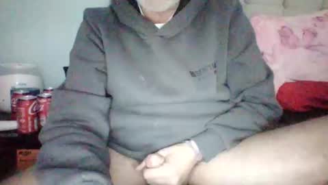 Snapshot of plattsy201283 chatting on 03-09-26, 11:14 plattsy201283 online show from 03-09-26, 11:14