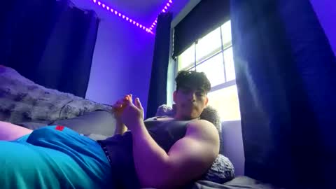 Snapshot of playboy_ever chatting on 11-17-25, 05:52 X X X online show from 11-17-25, 05:52