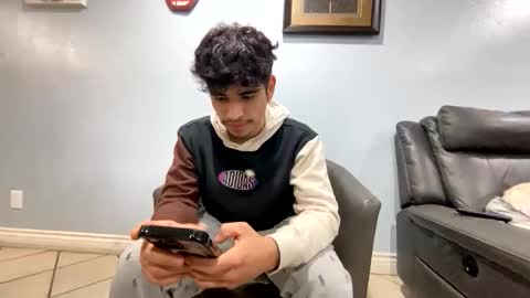 Snapshot of playboy_ever chatting on 11-30-25, 01:42 X X X online show from 11-30-25, 01:42