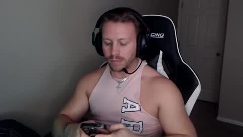 Player online show from 12-19-25, 12:28