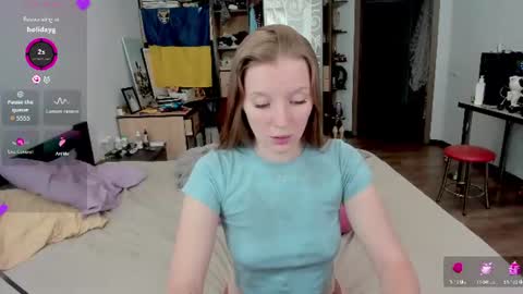 Snapshot of playful_mary chatting on 07-17-26, 08:32 Masha online show from 07-17-26, 08:32