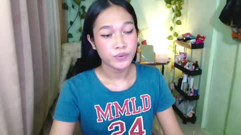 Snapshot of playful_sie chatting on 02-23-25, 06:39 sie online show from 02-23-25, 06:39