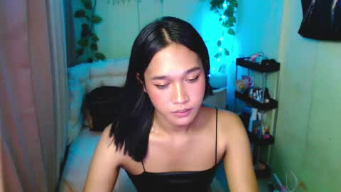 Snapshot of playful_sie chatting on 03-05-25, 01:28 sie online show from 03-05-25, 01:28
