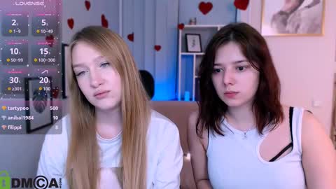 Sophie online show from 03-05-25, 02:57