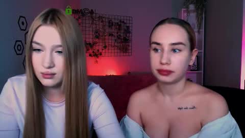 Sophie online show from 12-19-25, 09:11