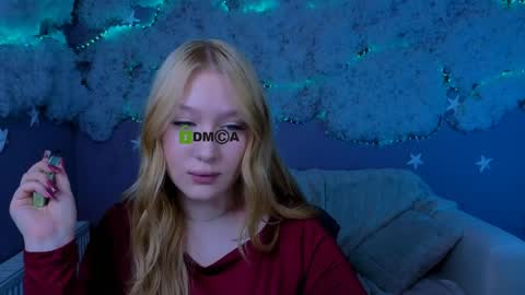 Sophie online show from 04-04-26, 07:22