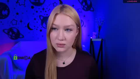 Sophie online show from 04-14-26, 07:31