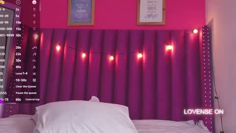 Snapshot of playfulcurvymommy chatting on 03-07-25, 07:38 Scarlett online show from 03-07-25, 07:38