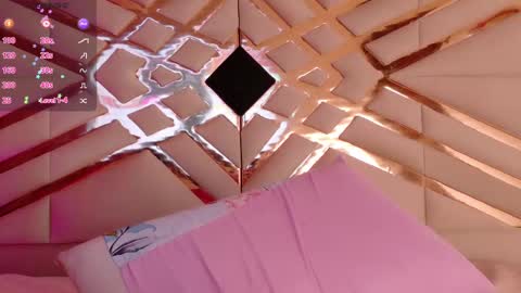 Snapshot of playfulcurvymommy chatting on 09-26-25, 10:14 Scarlett online show from 09-26-25, 10:14