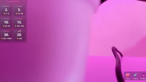 Snapshot of playfulcurvymommy chatting on 11-01-25, 07:16 Scarlett online show from 11-01-25, 07:16