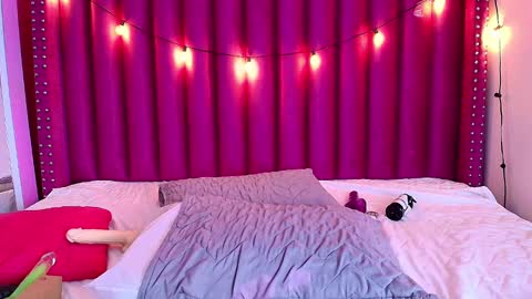 SAMARA  online show from 12-23-24, 04:06