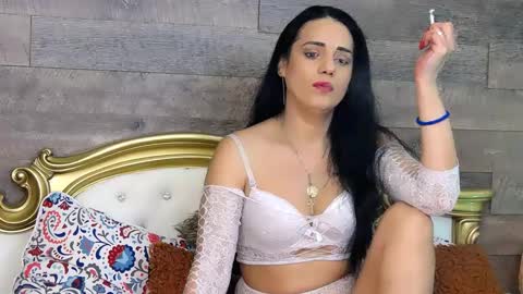 Snapshot of playfulsamy chatting on 12-23-24, 05:17 PlayfulSamy online show from 12-23-24, 05:17