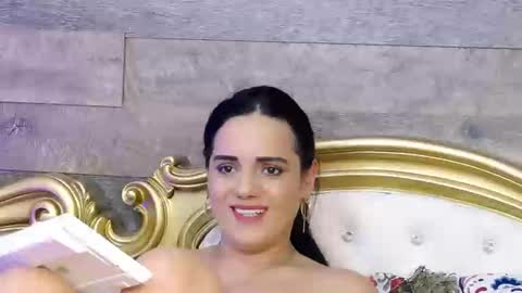 Snapshot of playfulsamy chatting on 12-28-24, 07:33 PlayfulSamy online show from 12-28-24, 07:33