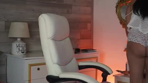 Snapshot of playfulsamy chatting on 01-05-25, 08:11 PlayfulSamy online show from 01-05-25, 08:11