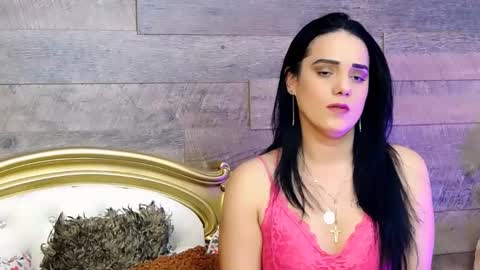 Snapshot of playfulsamy chatting on 01-28-25, 07:53 PlayfulSamy online show from 01-28-25, 07:53