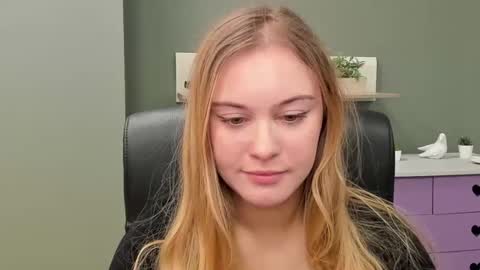 Valeria online show from 02-23-25, 10:49