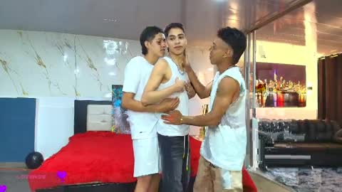   online show from 04-06-26, 11:16