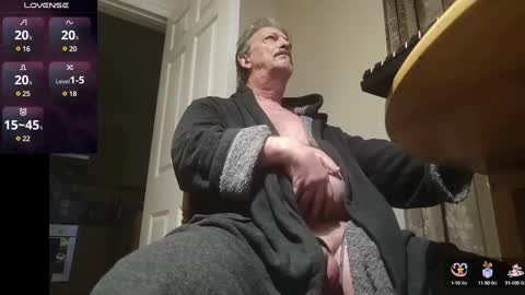 Play Me online show from 02-12-25, 05:26