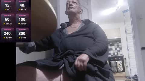 Play Me online show from 10-20-25, 11:38