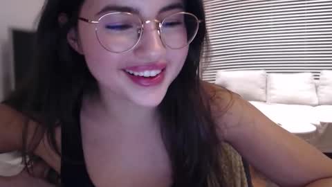 Snapshot of playnofuckinggames chatting on 09-11-25, 09:26 Mary online show from 09-11-25, 09:26