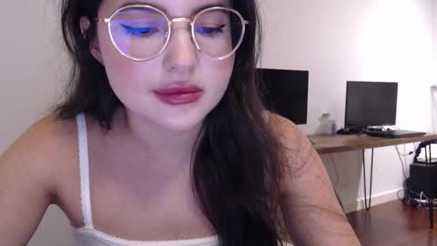 Snapshot of playnofuckinggames chatting on 12-15-25, 09:41 Mary online show from 12-15-25, 09:41