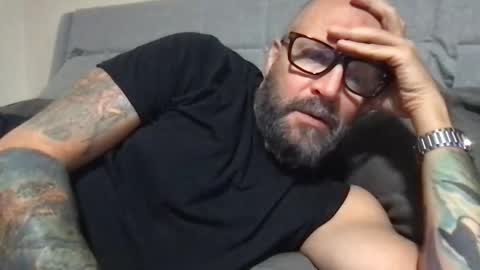 Snapshot of pleasesitonmycock chatting on 02-13-26, 02:29 PleaseSitOnMyCock online show from 02-13-26, 02:29