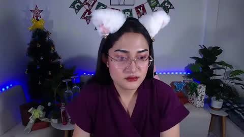 Ploysai online show from 12-20-24, 10:05