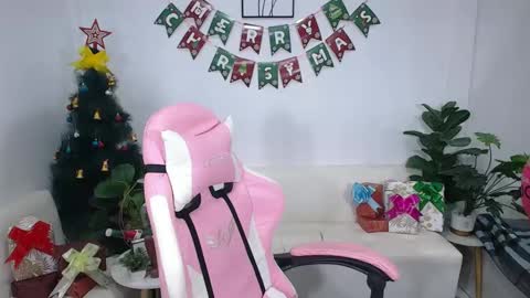 Ploysai online show from 12-24-24, 07:06