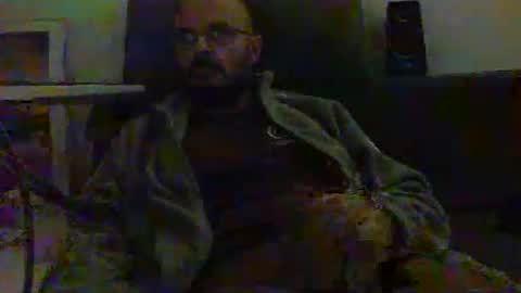 Snapshot of plu07f3520 chatting on 10-14-25, 09:15 plu07f3520 online show from 10-14-25, 09:15