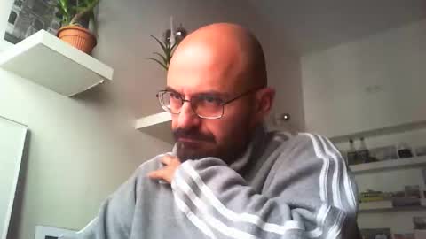 Snapshot of plu07f3520 chatting on 10-25-25, 10:01 plu07f3520 online show from 10-25-25, 10:01