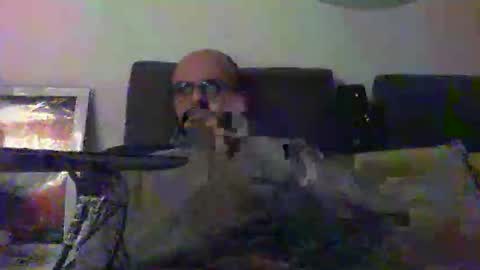 Snapshot of plu07f3520 chatting on 11-22-25, 06:29 plu07f3520 online show from 11-22-25, 06:29