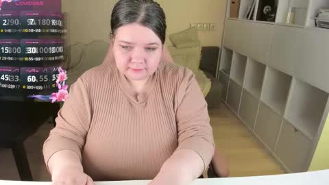 Snapshot of plum_pie__ chatting on 12-14-25, 10:47 Alice online show from 12-14-25, 10:47