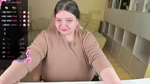 Snapshot of plum_pie__ chatting on 01-14-26, 07:25 Alice online show from 01-14-26, 07:25