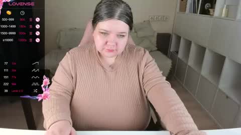 Snapshot of plum_pie__ chatting on 01-17-26, 06:11 Alice online show from 01-17-26, 06:11