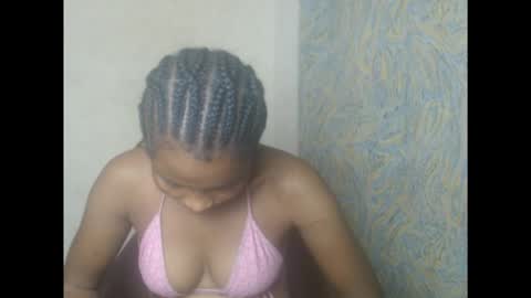 plumnjuicyx online show from 10-01-25, 06:19