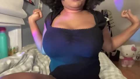 stariette online show from 10-28-25, 02:15